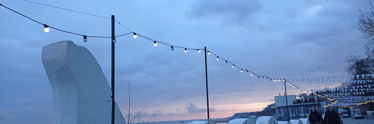 HAHAHAHAHA MY NAME IS MAKVIN VRUM VRUM🏎️🇺🇦 banner