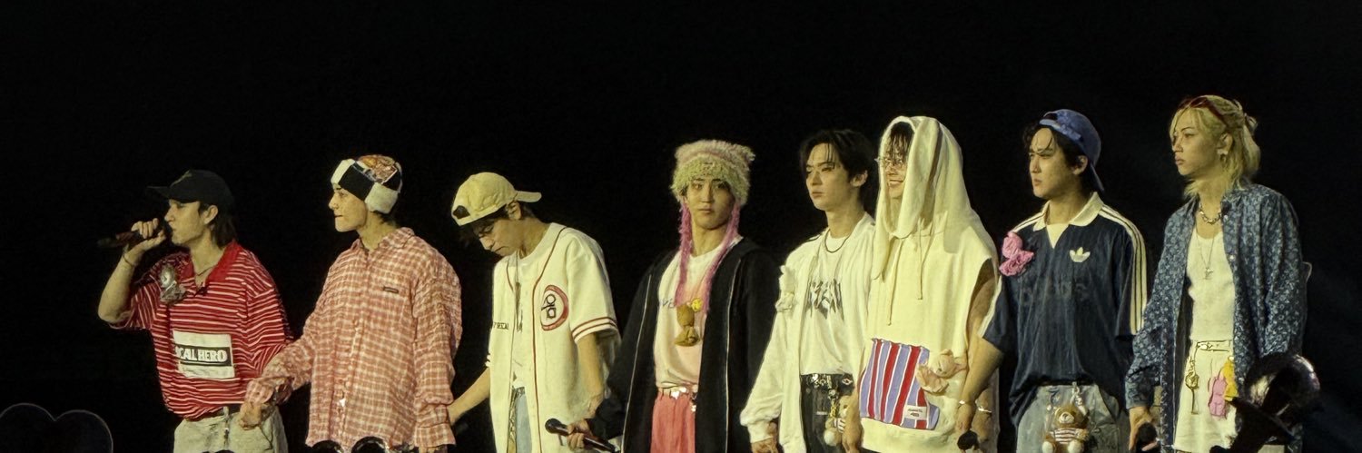 leehwnger's profile banner image