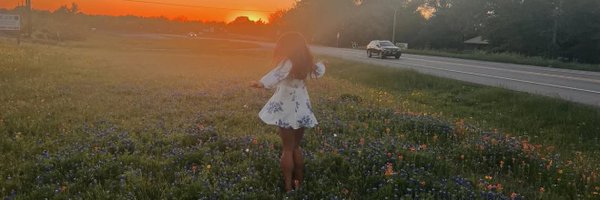 ellamaulding Profile Banner