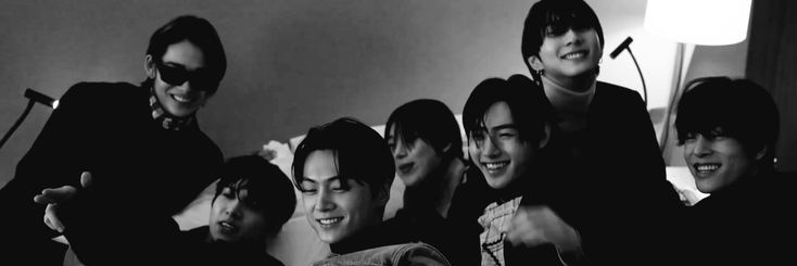 user a ּ ֶָ֢𖹭 . sevEN- banner