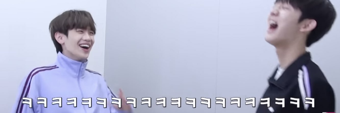 리누 banner