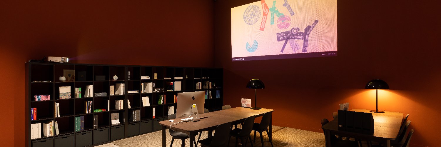 linktr.ee/soncurator banner