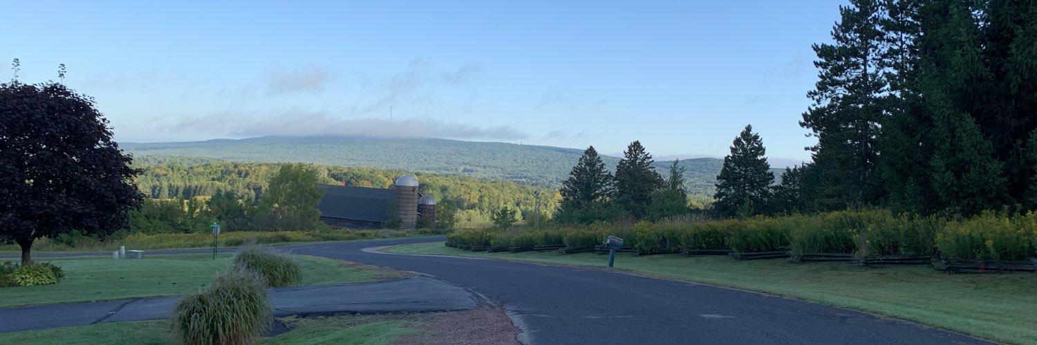 Carolyn Schamberger, APR banner