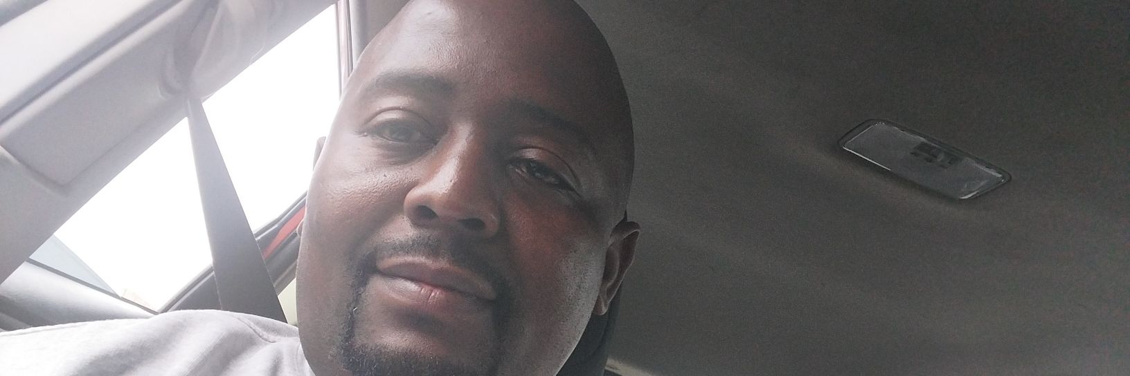 Nobhembe's profile banner image