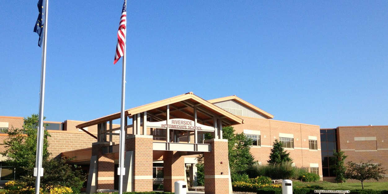 Riverside Int School banner