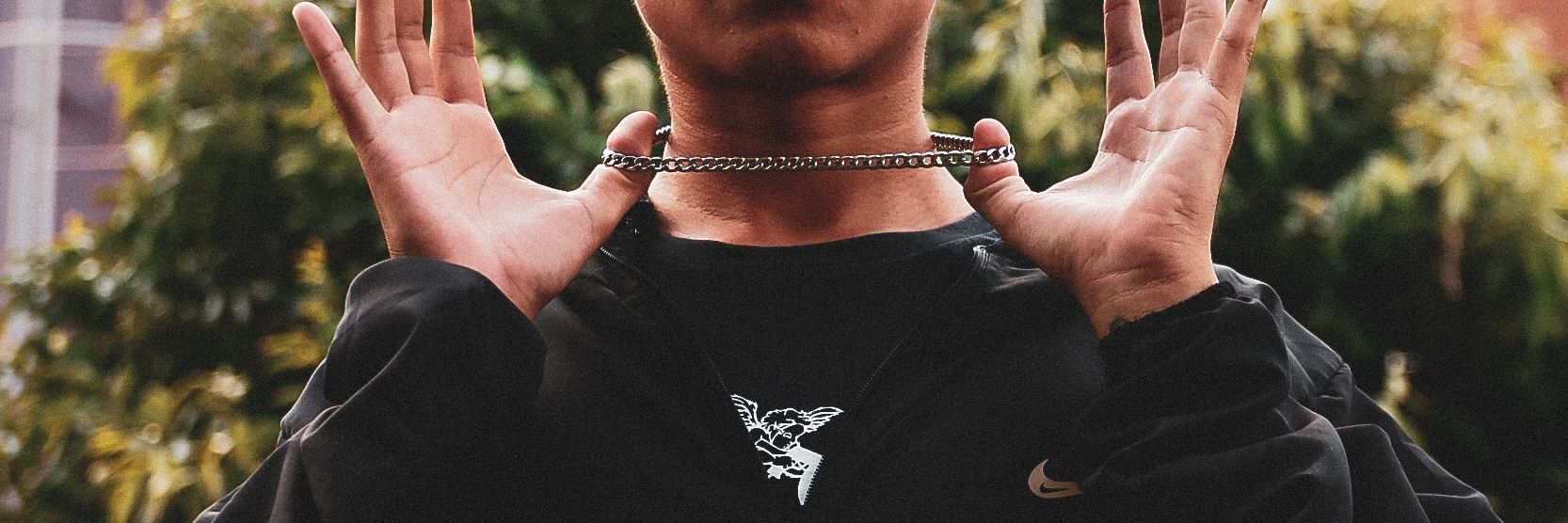 ideIuri18's profile banner image