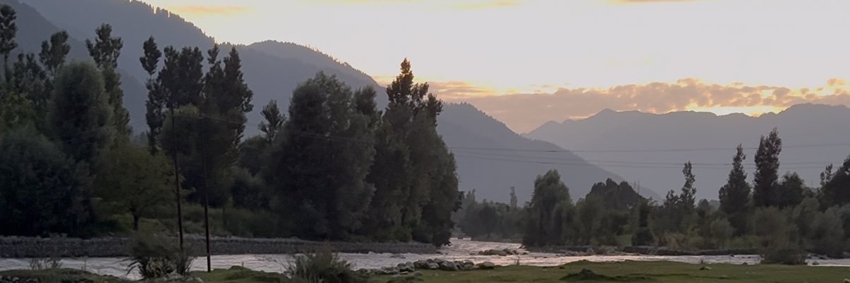miradnann's profile banner image