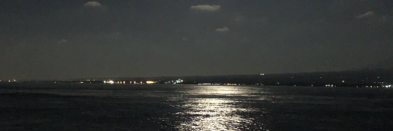 TTeloor's profile banner image