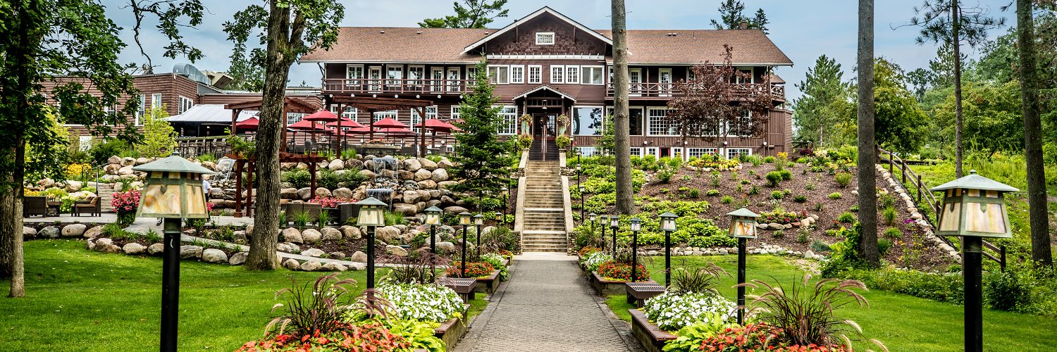 Grand View Lodge banner