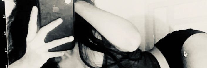 kira banner