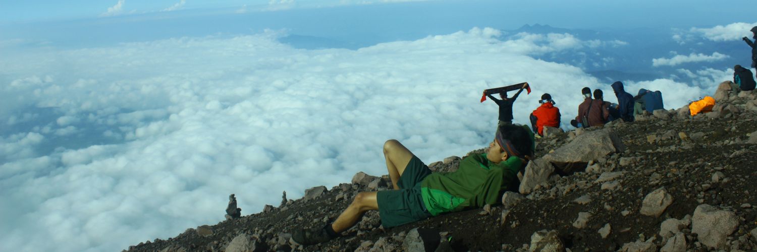 rizqipna's profile banner image