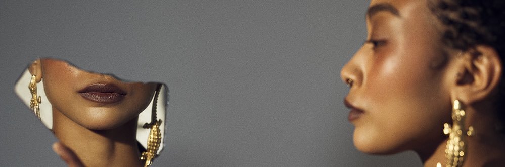 tia banner