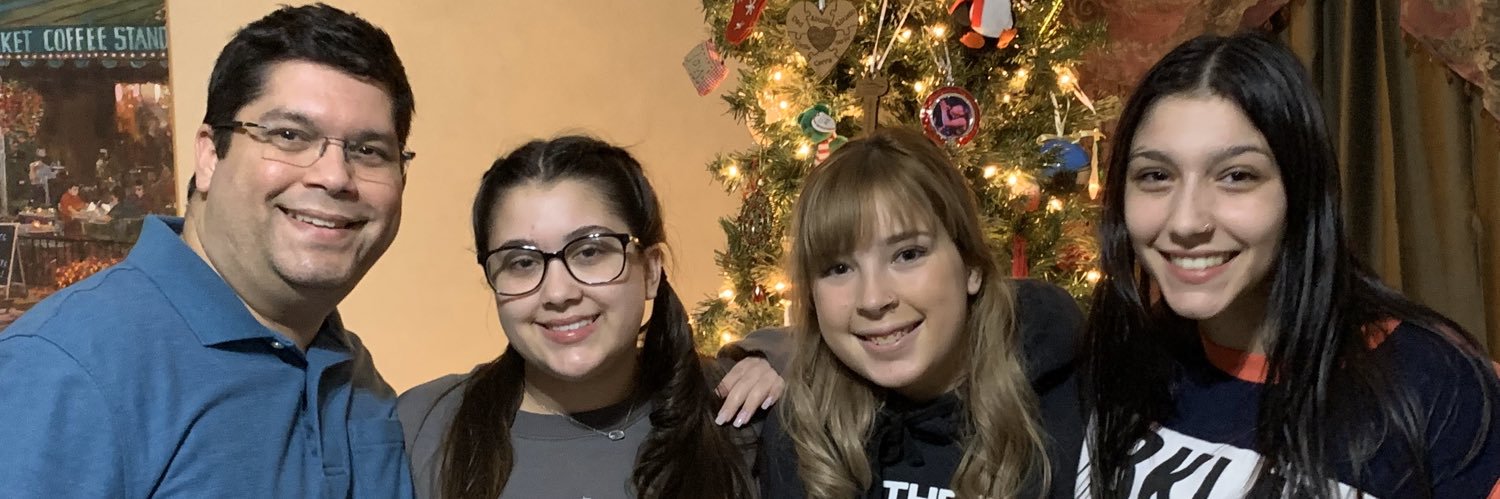 DrReneC's profile banner image