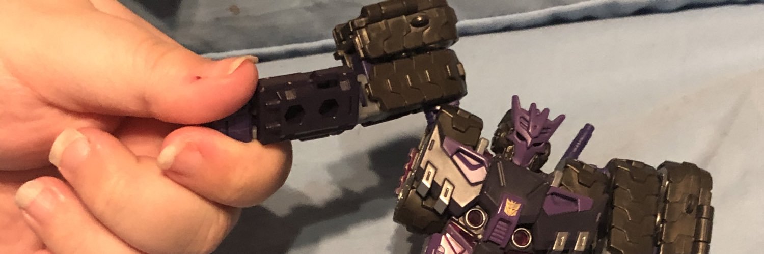 rungscream's profile banner image