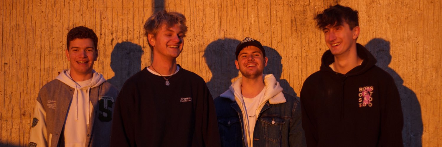 wearepictureday's profile banner image