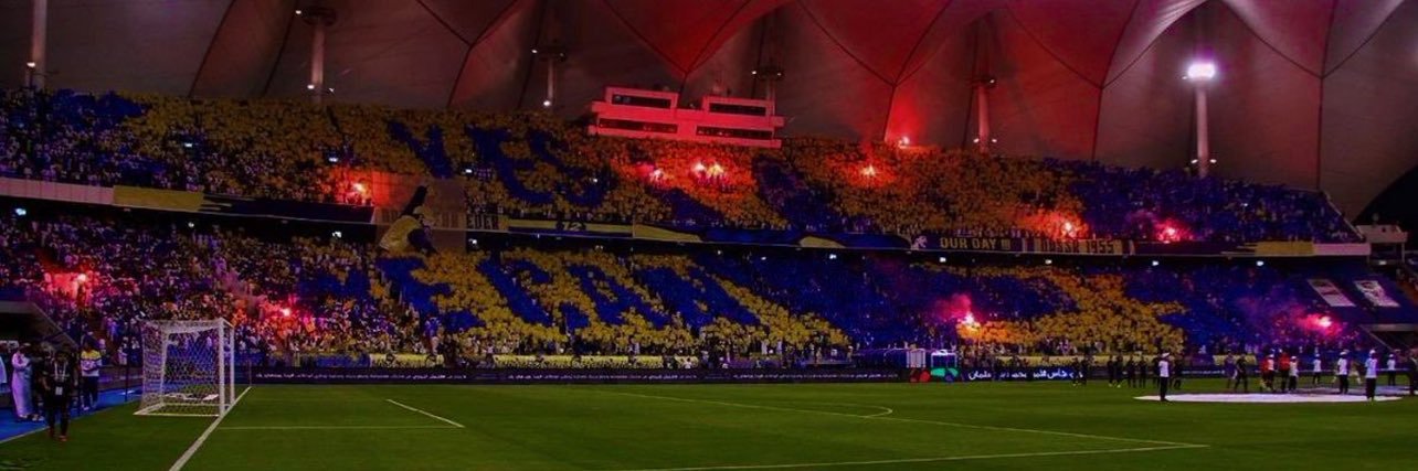 D banner