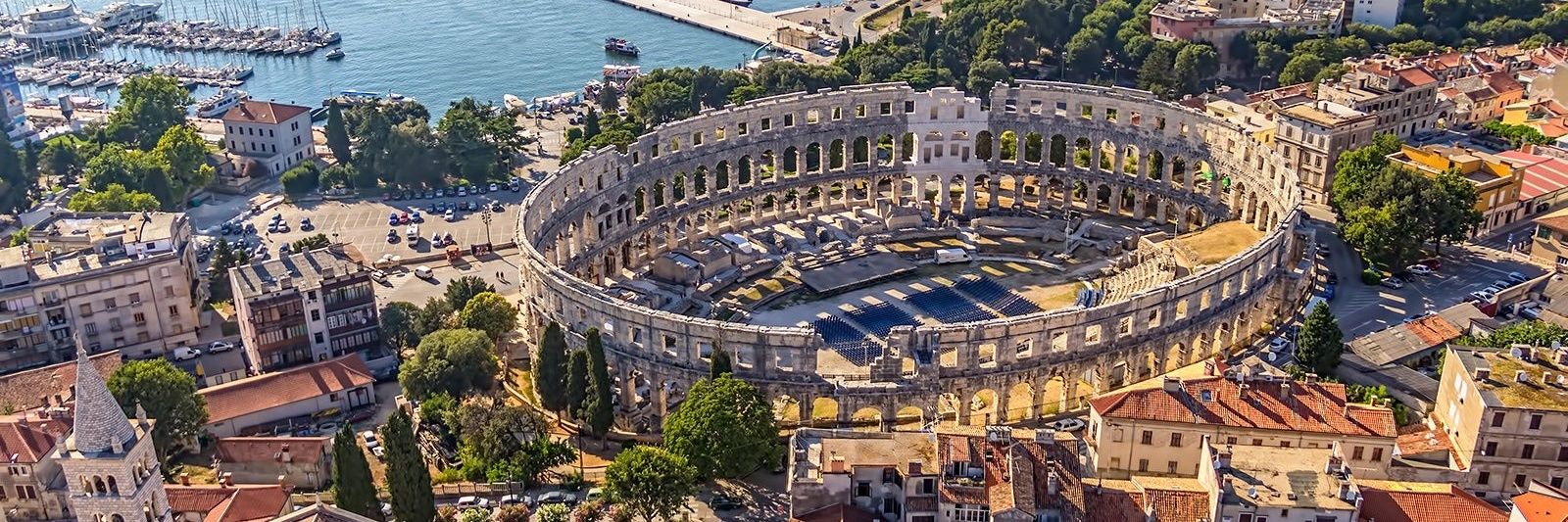 Red & Black Art©️ ❤🖤 banner