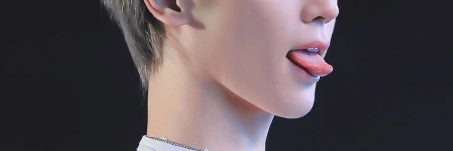 𝕤𝕦𝘂🌹🍙🍡 banner