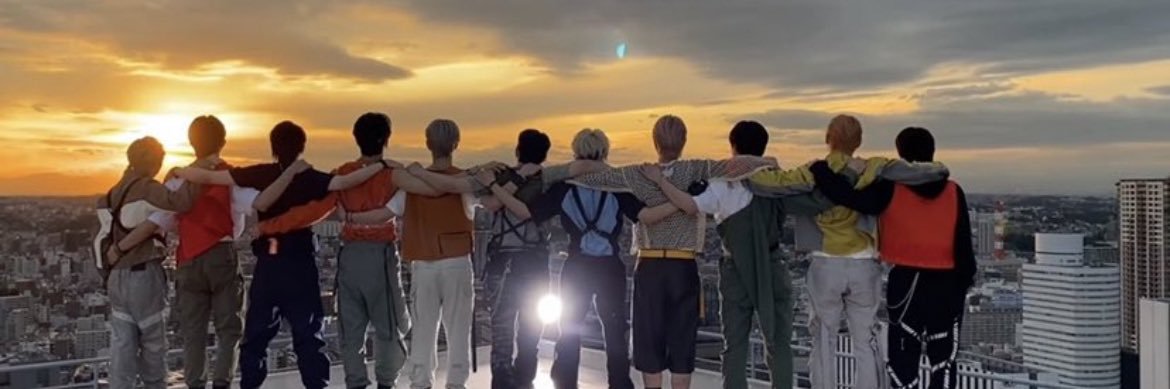 QmcpK's profile banner image