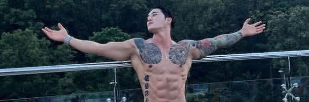 urjuanson's profile banner image