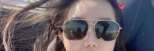 ly banner