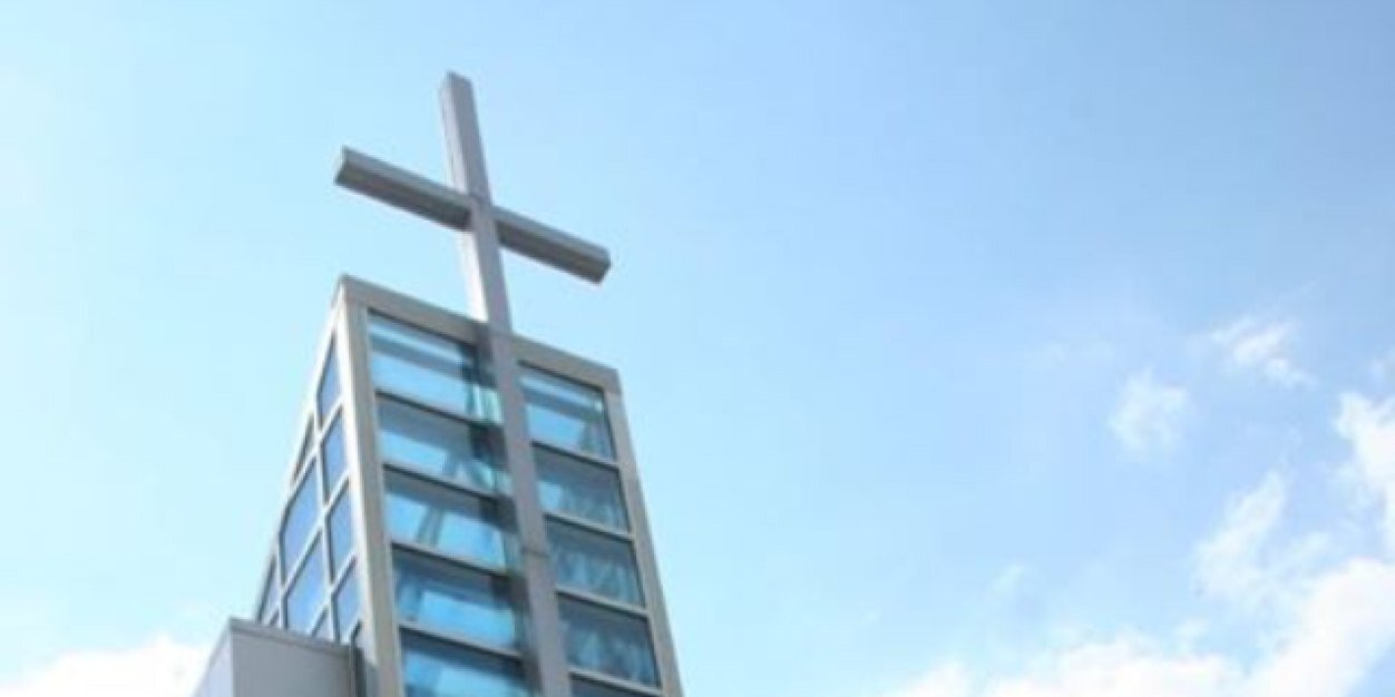 LCA Varsity Cheer banner