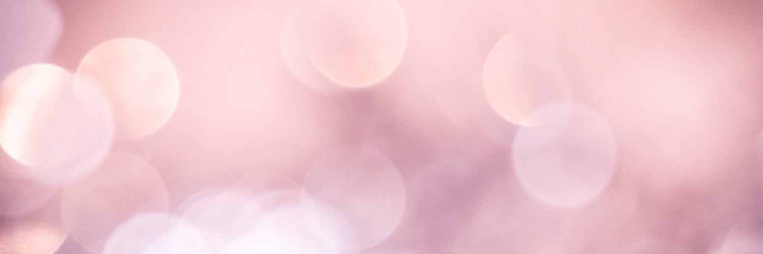 fionasnow's profile banner image