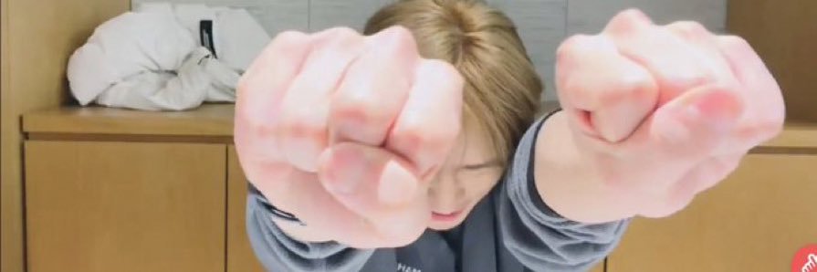 __leeknow25's profile banner image