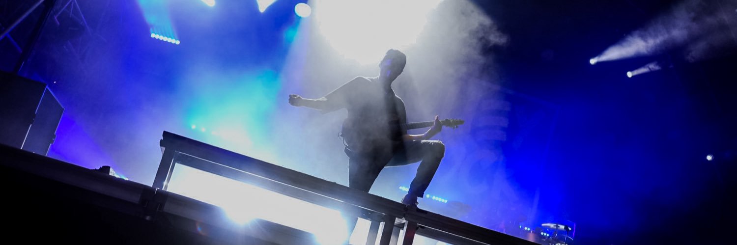 LenyPiris's profile banner image