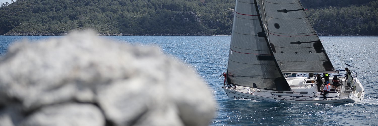 dilapekel's profile banner image