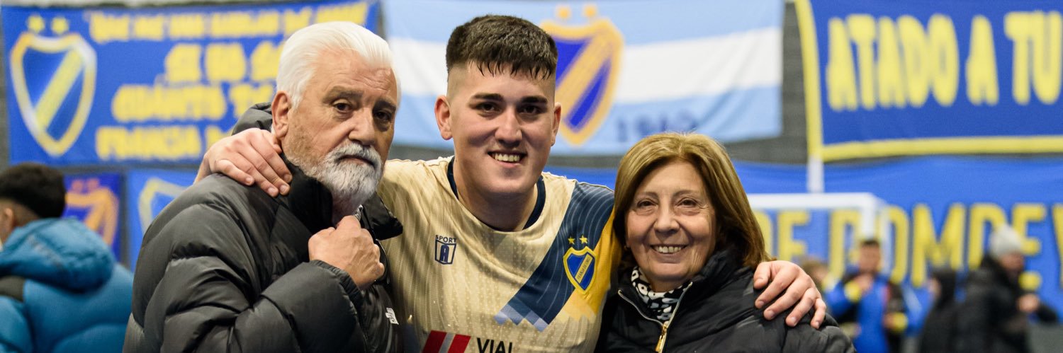 Leo Carril banner