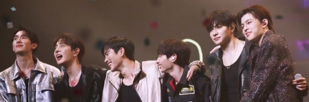 yas banner