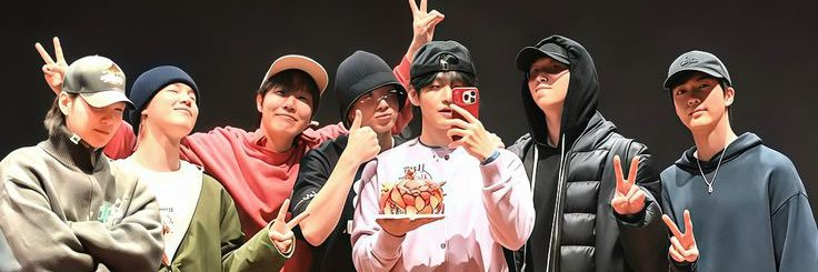 btspavedtheway banner