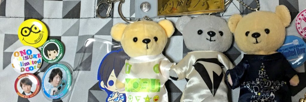 uis1122's profile banner image