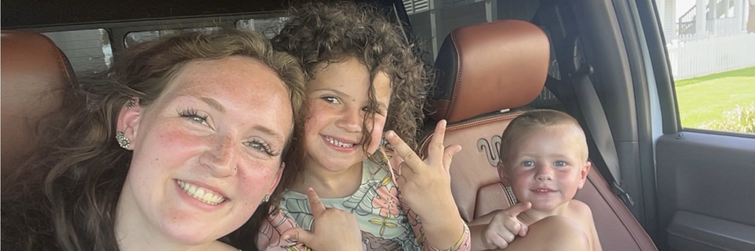 _jessicalorrin_'s profile banner image