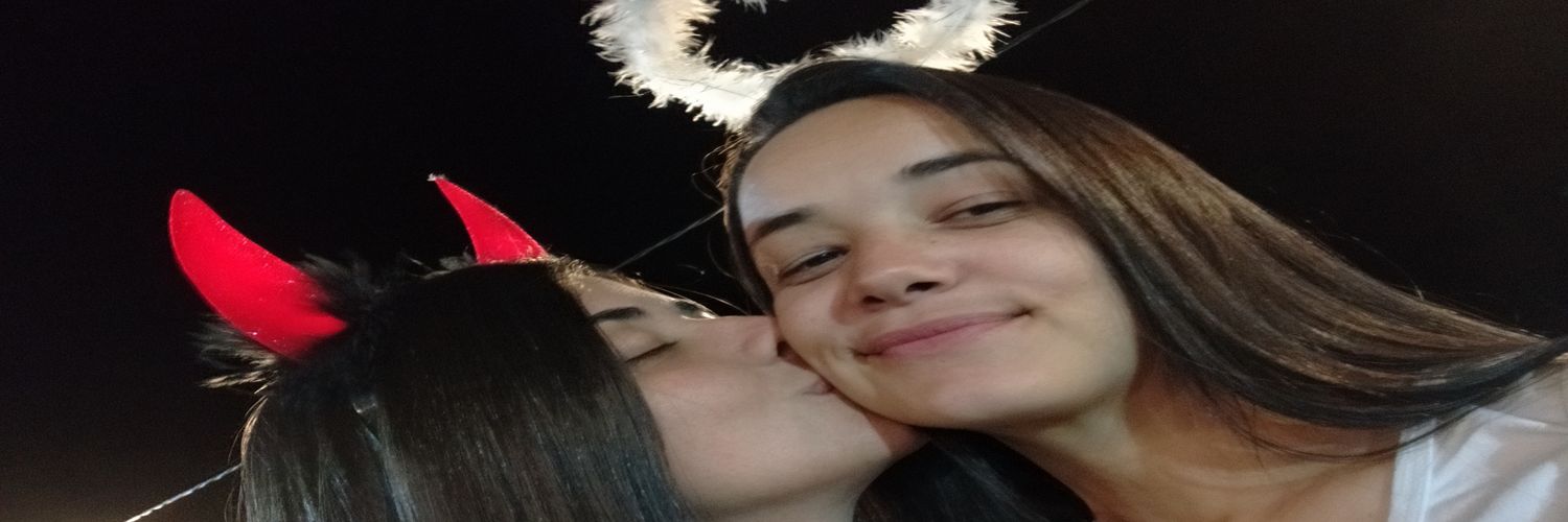 leilagnc's profile banner image