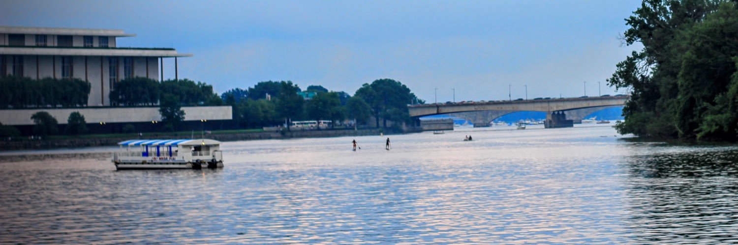 Read The Room banner