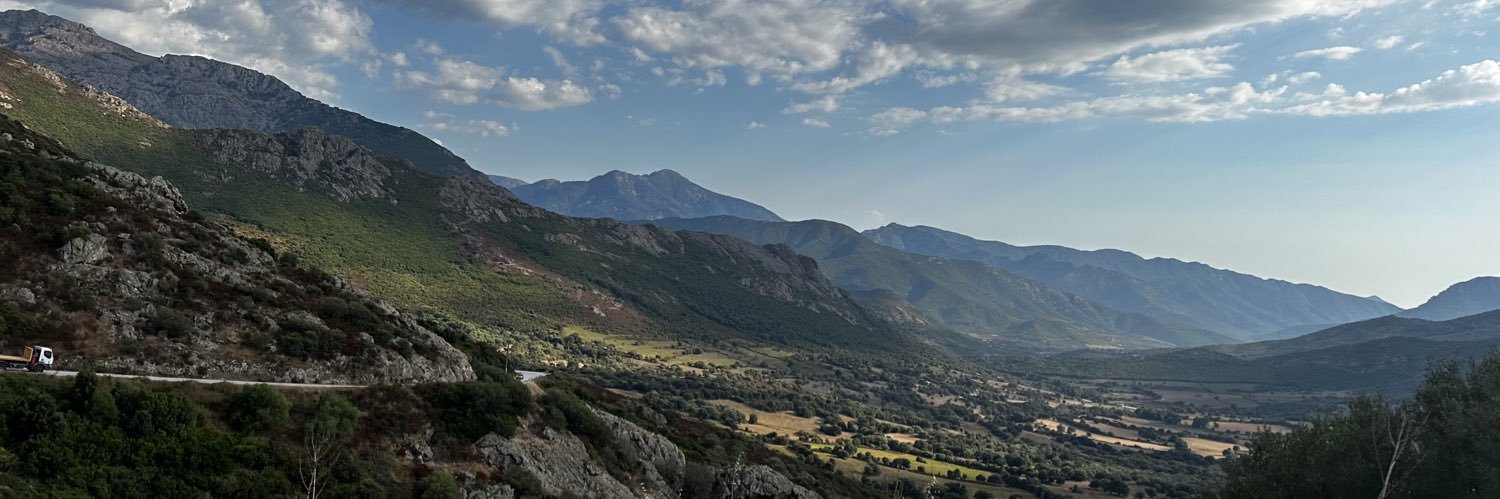 camille_beill's profile banner image