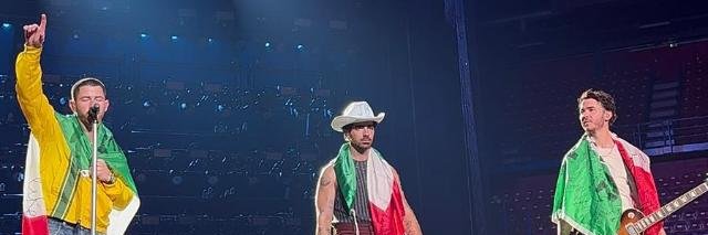 Erica keeps on Changing🩵 banner