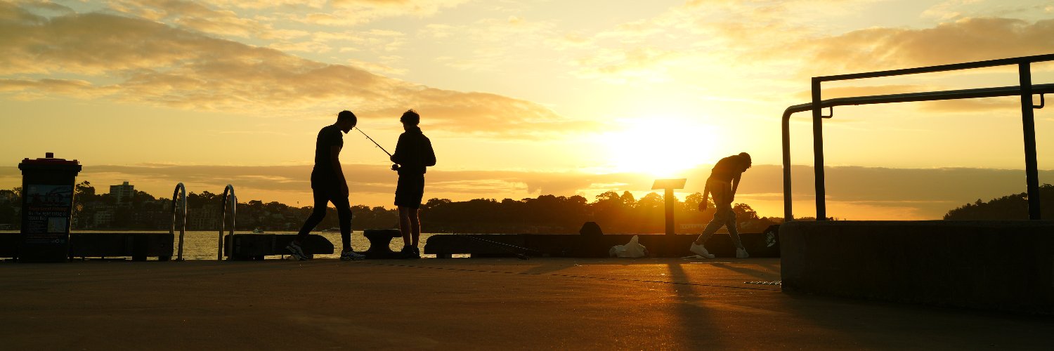 赛博亡妻悄悄托梦的夜晚 banner