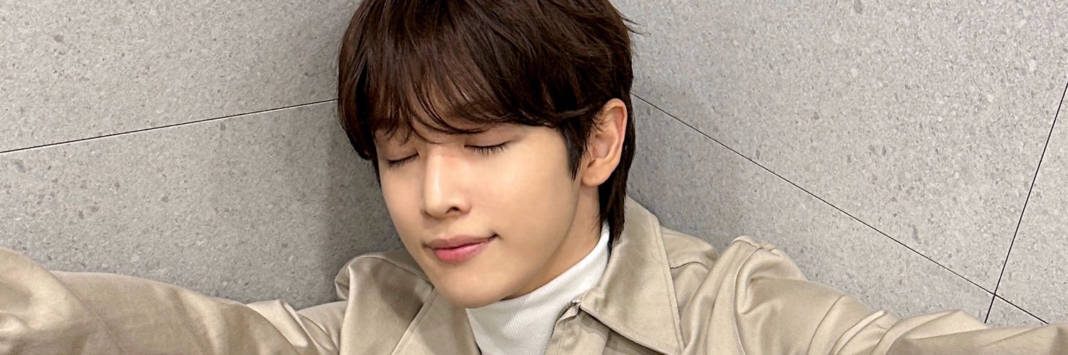 밤비계의군림자 banner
