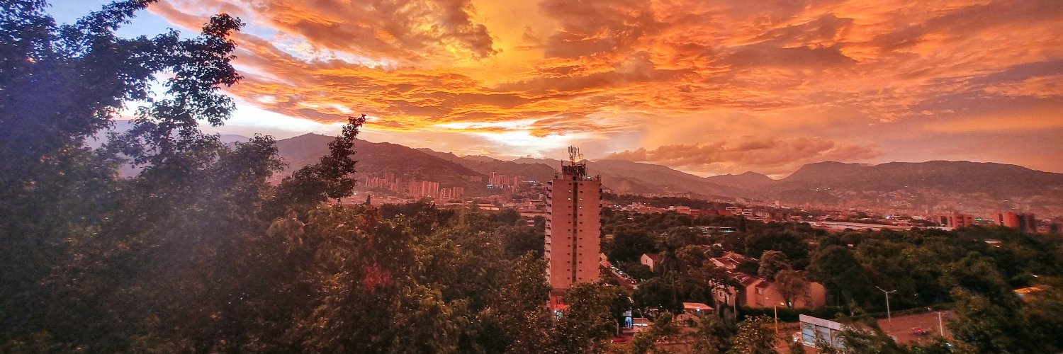 Manuel Gómez banner