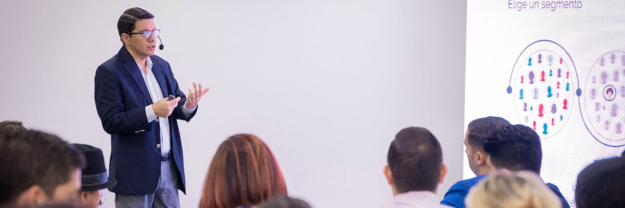 cbulmaro's profile banner image