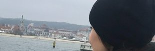 Zhanettt (Oneness🚀🌕) banner