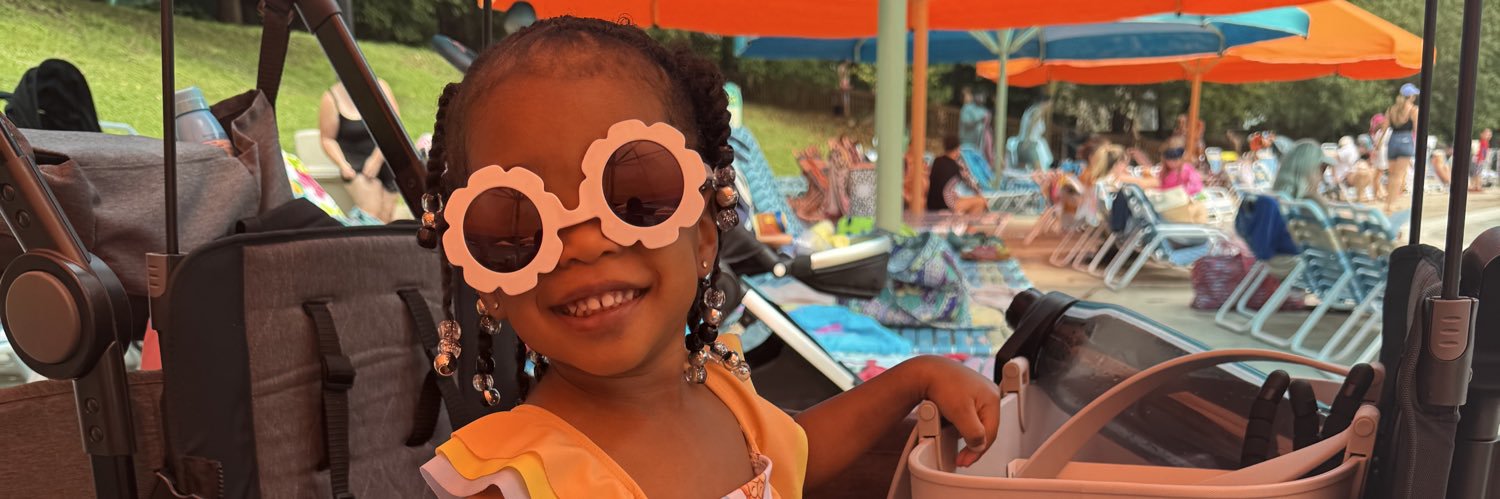 luckily, I’m having banner