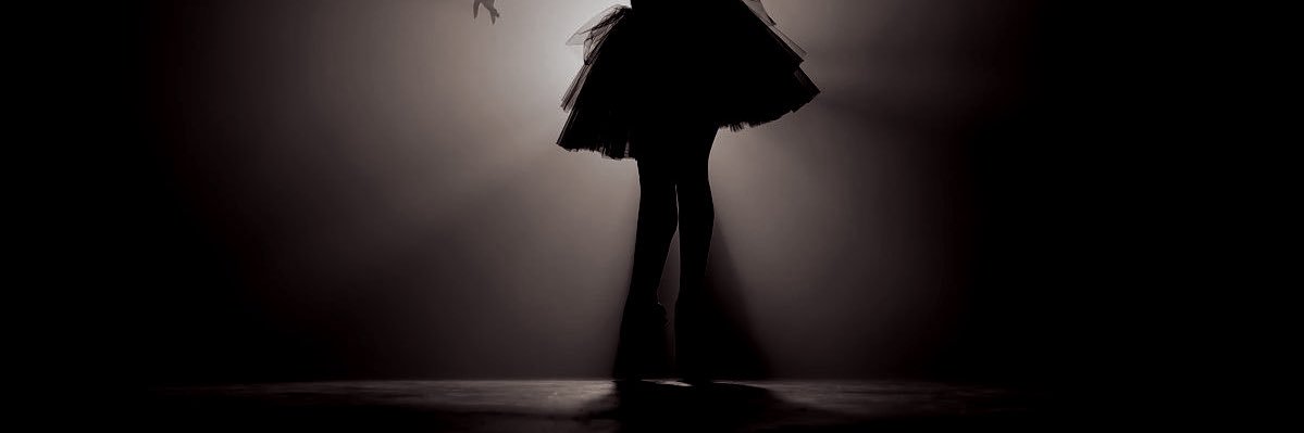 𝐋𝐔𝐗 𝐈𝐍 𝐓𝐄𝐍𝐄𝐁𝐑𝐈𝐒. ༒ banner