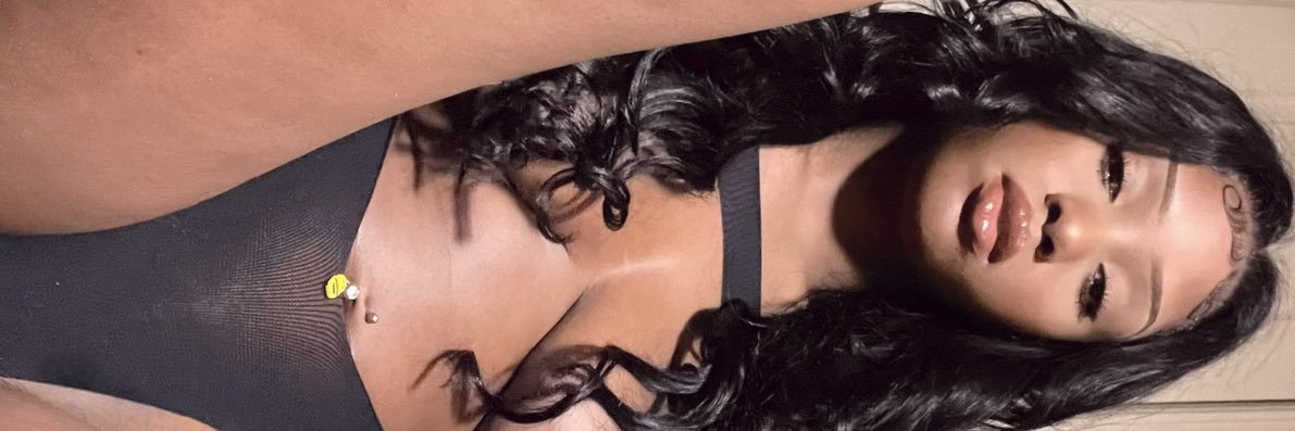 Nicki Chudai banner