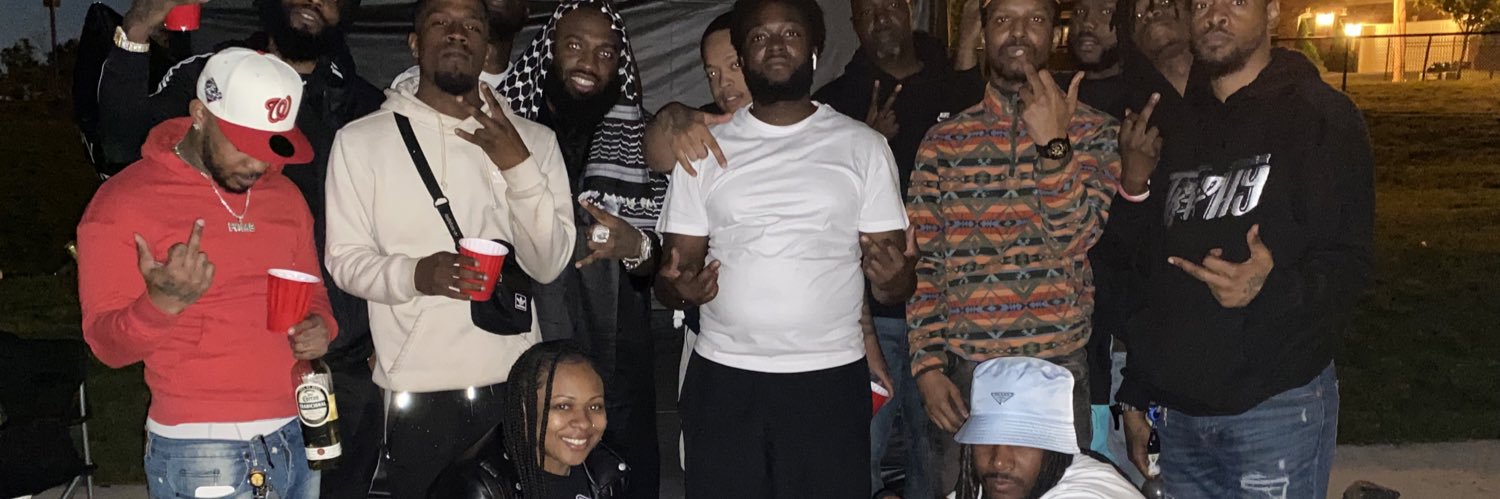 P Black ⚰️🃏's banner