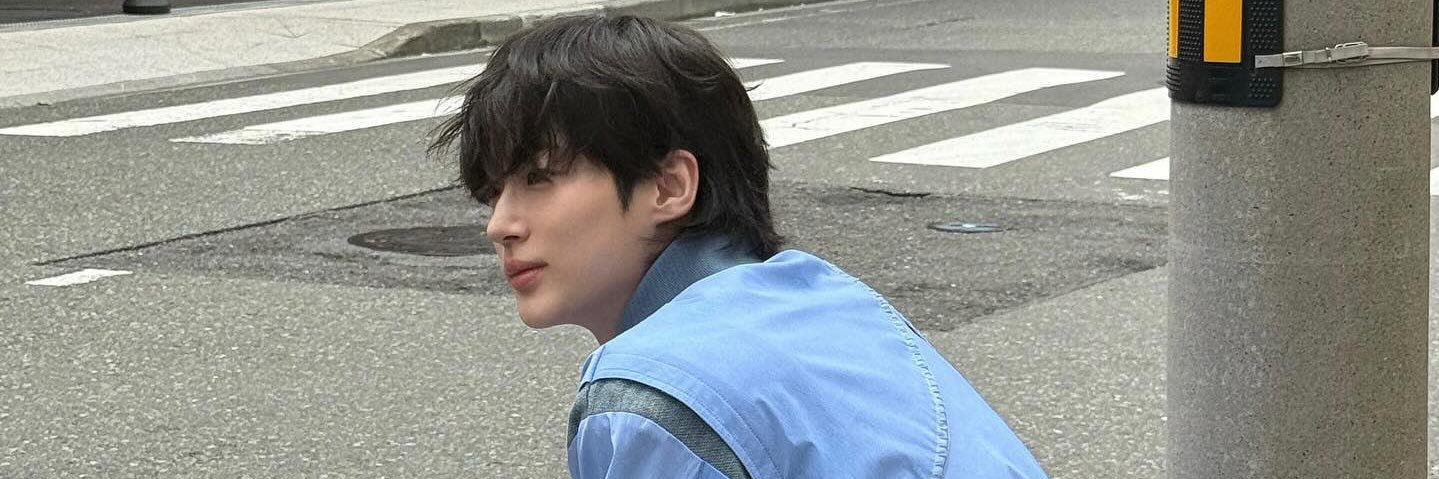 헿 banner