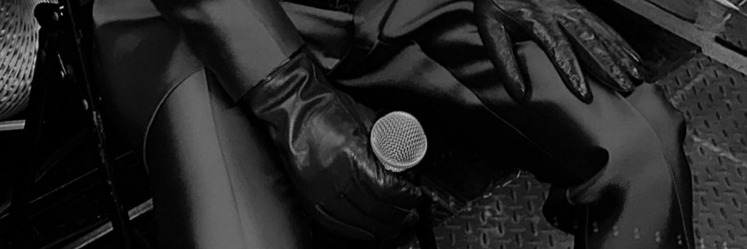 topsxfam's profile banner image